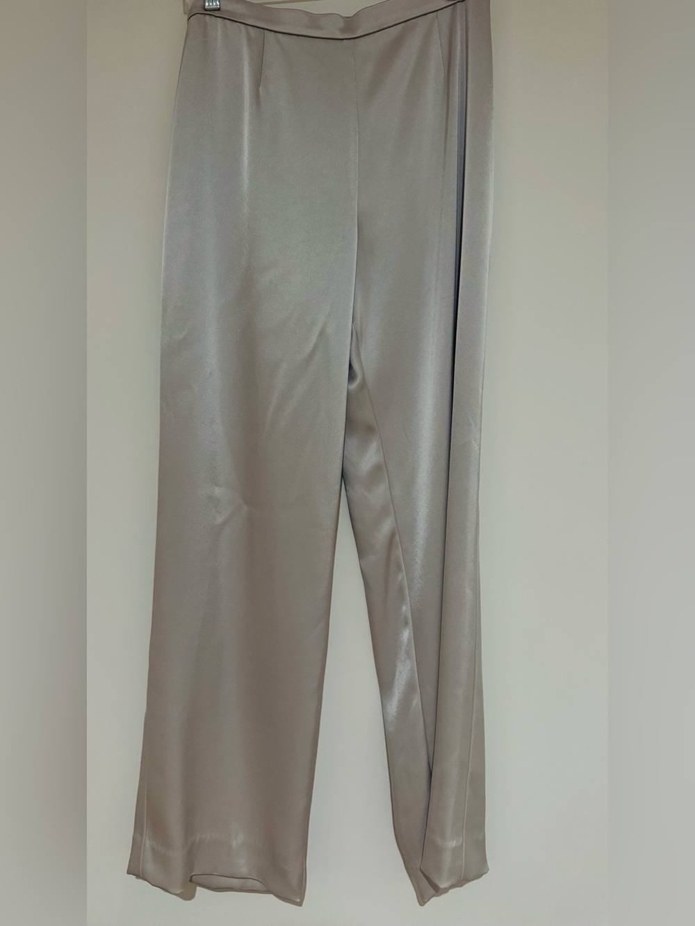St John women Collection Kate liquid satin pants size 4 - Picture 2 of 8